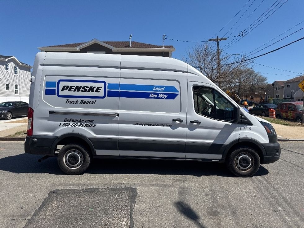 Cargo Van (Panel Van)-Light and Medium Duty Trucks-Ford-2023-Transit 250-Dayton-NJ-22,934\n\t\tmiles-$ 46,000 - Image 14