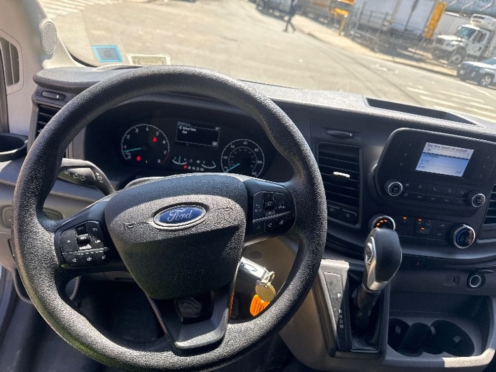 Cargo Van (Panel Van)-Light and Medium Duty Trucks-Ford-2023-Transit 250-Dayton-NJ-22,934\n\t\tmiles-$ 46,000 - Image 17