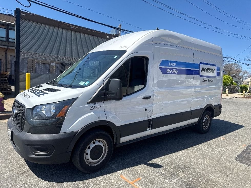 Cargo Van (Panel Van)-Light and Medium Duty Trucks-Ford-2023-Transit 250-Dayton-NJ-22,934\n\t\tmiles-$ 46,000 - Image 3