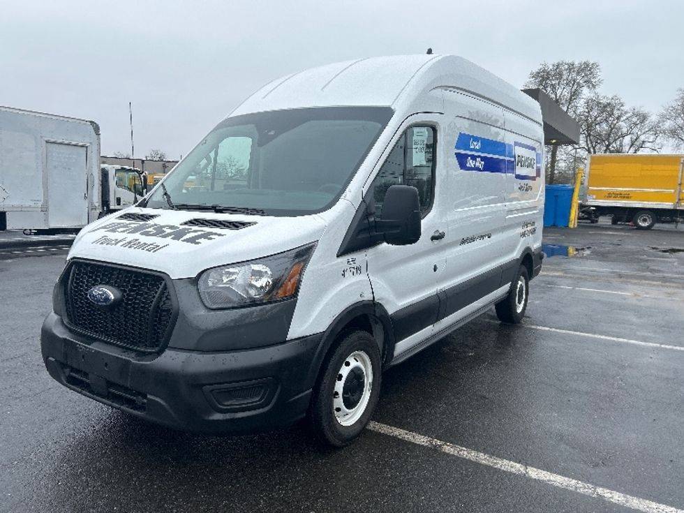 Cargo Van (Panel Van)-Light and Medium Duty Trucks-Ford-2023-Transit 250-Dayton-NJ-29,616\n\t\tmiles-$ 45,750 - Image 3