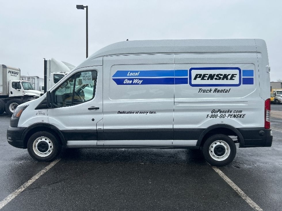Cargo Van (Panel Van)-Light and Medium Duty Trucks-Ford-2023-Transit 250-Dayton-NJ-29,616\n\t\tmiles-$ 45,750 - Image 4