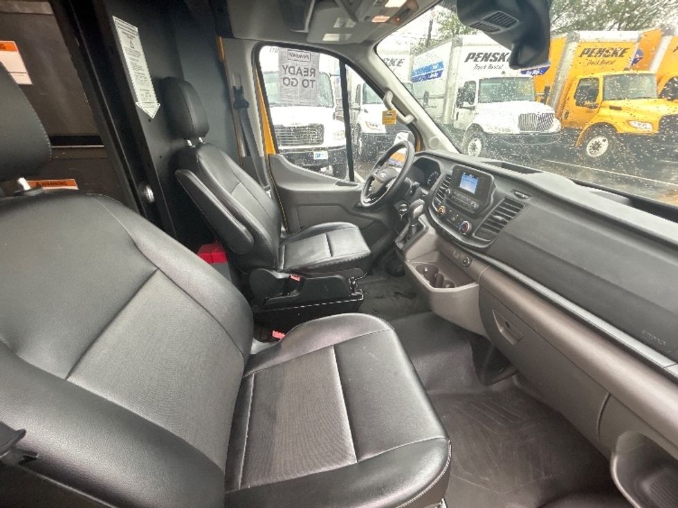 Cargo Van (Panel Van)-Light and Medium Duty Trucks-Ford-2023-Transit 250-Dayton-NJ-43,543\n\t\tmiles-$ 49,750 - Image 19