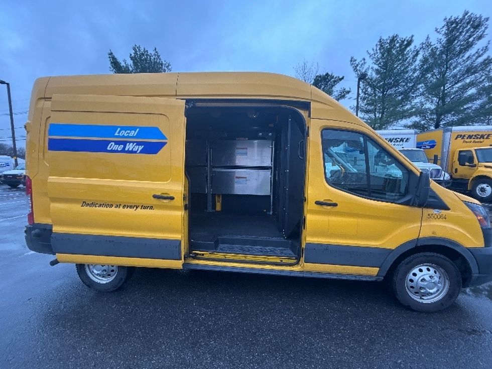 Cargo Van (Panel Van)-Light and Medium Duty Trucks-Ford-2023-Transit 250-Dayton-NJ-43,543\n\t\tmiles-$ 49,750 - Image 22