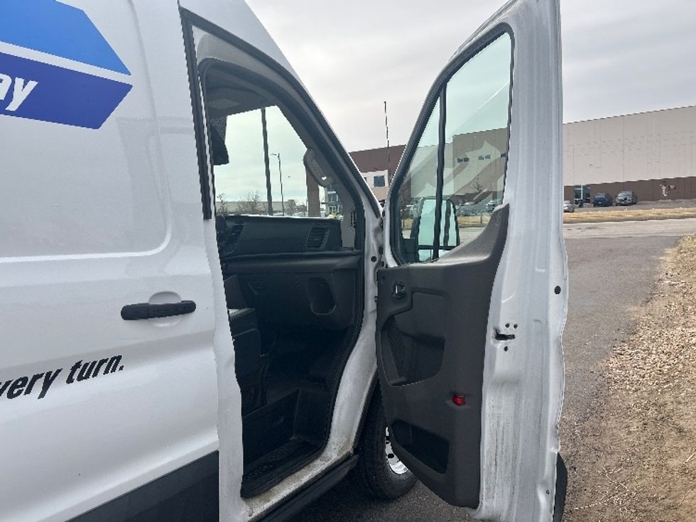 Cargo Van (Panel Van)-Light and Medium Duty Trucks-Ford-2023-Transit 250-Denver-CO-54,691\n\t\tmiles-$ 45,500 - Image 20