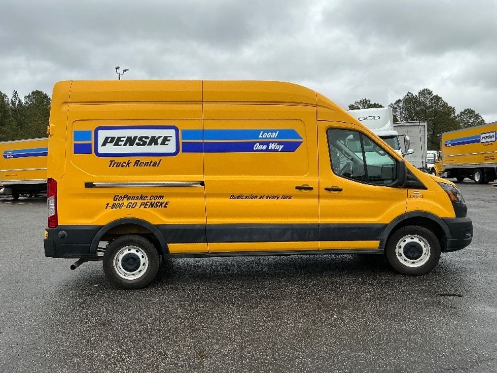 Cargo Van (Panel Van)-Light and Medium Duty Trucks-Ford-2023-Transit 250-Duluth-GA-62,819\n\t\tmiles-$ 44,000 - Image 13