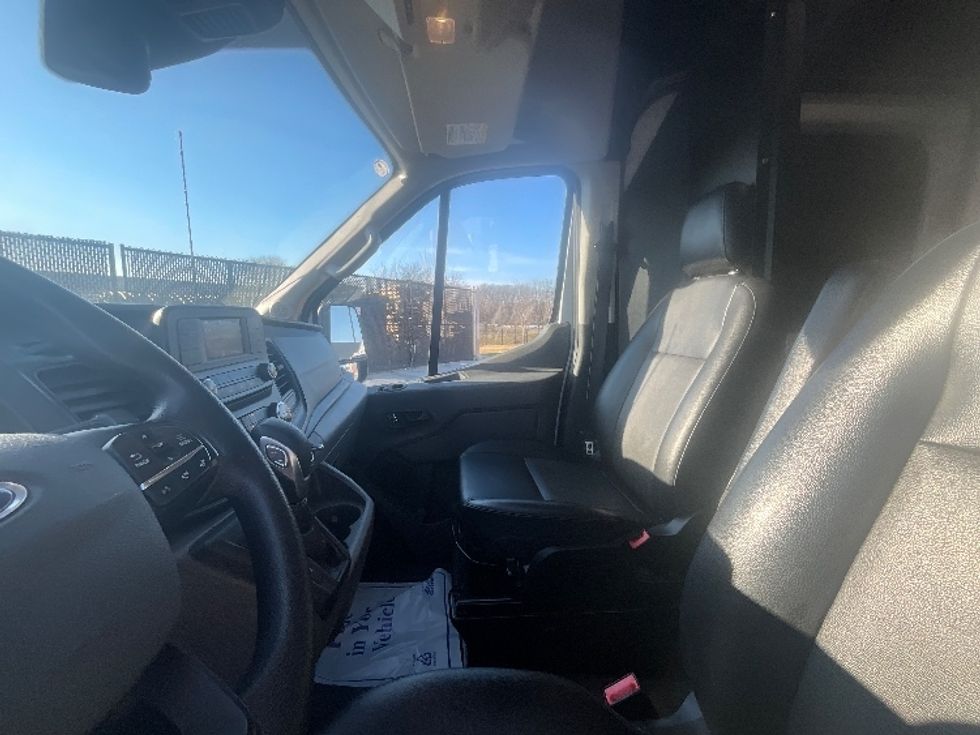Cargo Van (Panel Van)-Light and Medium Duty Trucks-Ford-2023-Transit 250-East Chicago-IN-44,910\n\t\tmiles-$ 57,000 - Image 17