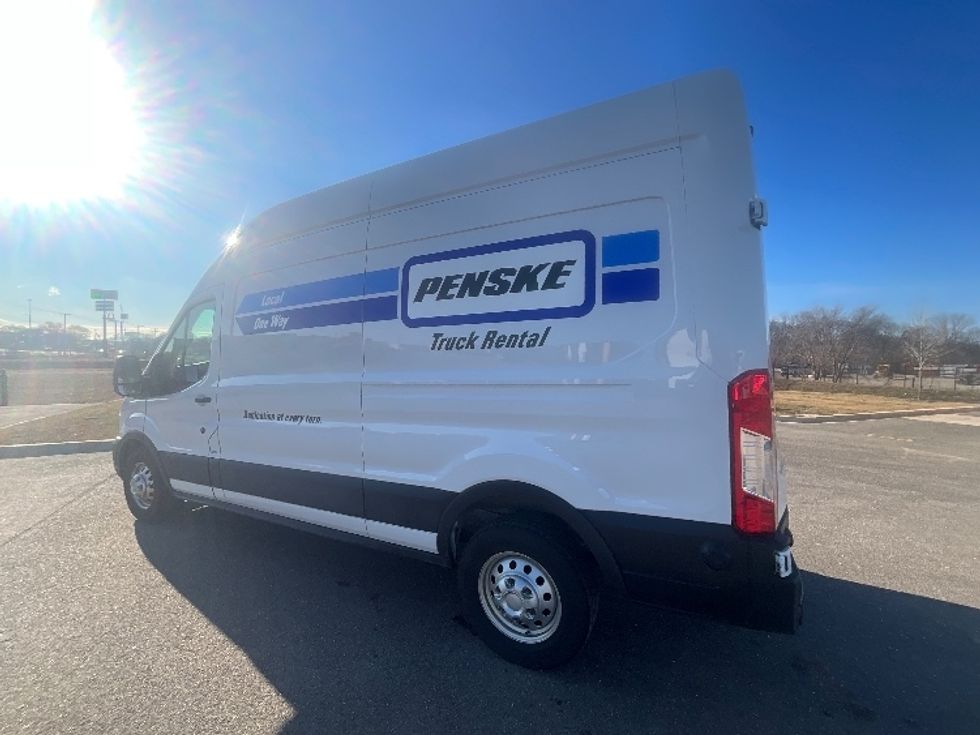 Cargo Van (Panel Van)-Light and Medium Duty Trucks-Ford-2023-Transit 250-East Chicago-IN-44,910\n\t\tmiles-$ 57,000 - Image 5