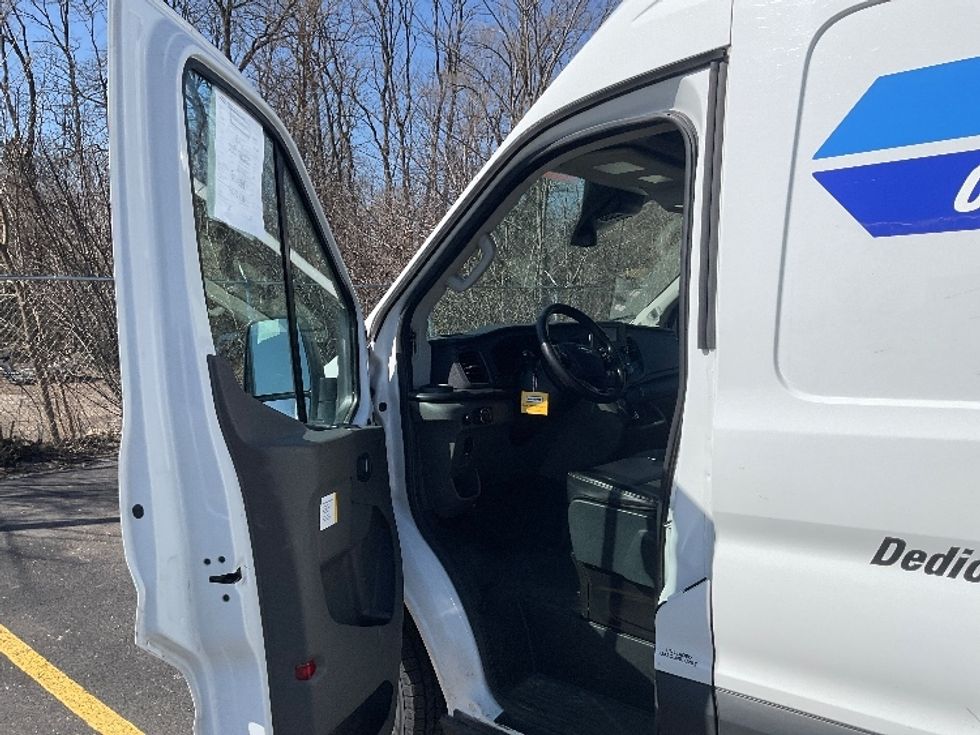 Cargo Van (Panel Van)-Light and Medium Duty Trucks-Ford-2023-Transit 250-East Chicago-IN-45,850\n\t\tmiles-$ 51,000 - Image 13