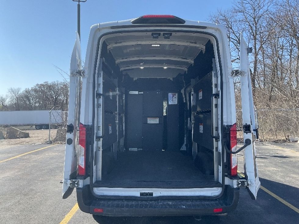 Cargo Van (Panel Van)-Light and Medium Duty Trucks-Ford-2023-Transit 250-East Chicago-IN-45,850\n\t\tmiles-$ 51,000 - Image 7