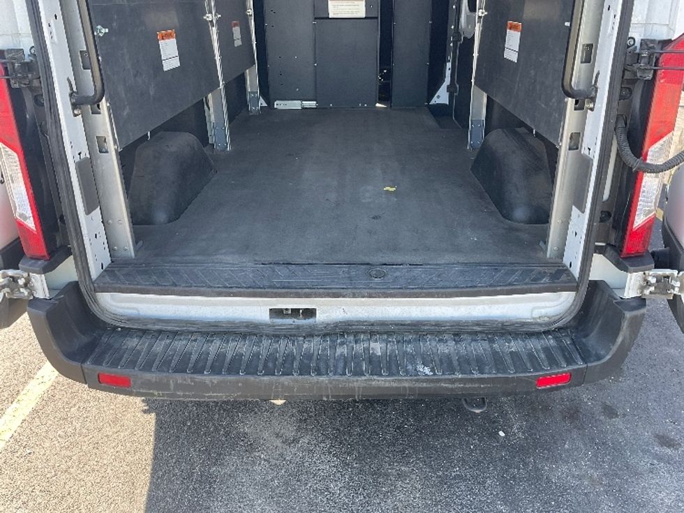 Cargo Van (Panel Van)-Light and Medium Duty Trucks-Ford-2023-Transit 250-East Chicago-IN-45,850\n\t\tmiles-$ 51,000 - Image 8