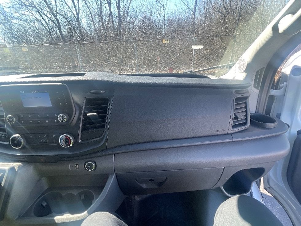 Cargo Van (Panel Van)-Light and Medium Duty Trucks-Ford-2023-Transit 250-East Chicago-IN-69,696\n\t\tmiles-$ 50,750 - Image 19