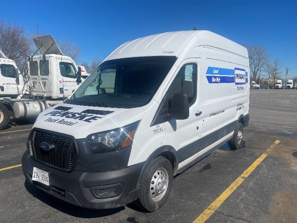 Cargo Van (Panel Van)-Light and Medium Duty Trucks-Ford-2023-Transit 250-East Chicago-IN-69,696\n\t\tmiles-$ 50,750 - Image 3