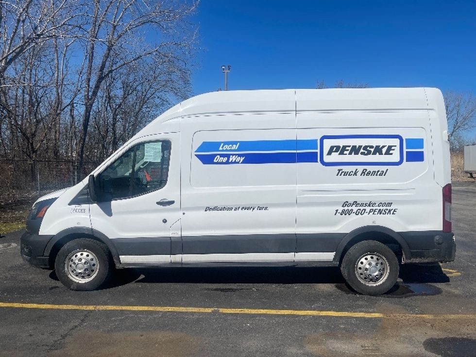 Cargo Van (Panel Van)-Light and Medium Duty Trucks-Ford-2023-Transit 250-East Chicago-IN-69,696\n\t\tmiles-$ 50,750 - Image 4