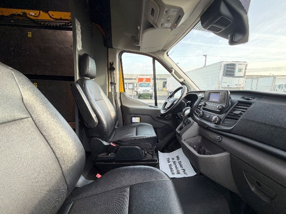 Cargo Van (Panel Van)-Light and Medium Duty Trucks-Ford-2023-Transit 250-Edison-NJ-69,978\n\t\tmiles-$ 38,500 - Image 17