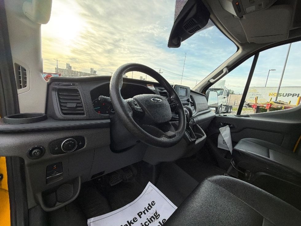Cargo Van (Panel Van)-Light and Medium Duty Trucks-Ford-2023-Transit 250-Edison-NJ-69,978\n\t\tmiles-$ 38,500 - Image 19