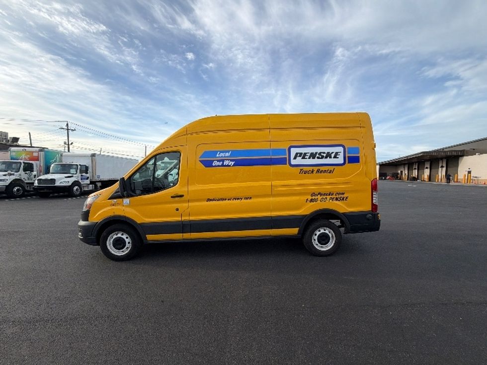 Cargo Van (Panel Van)-Light and Medium Duty Trucks-Ford-2023-Transit 250-Edison-NJ-69,978\n\t\tmiles-$ 38,500 - Image 4
