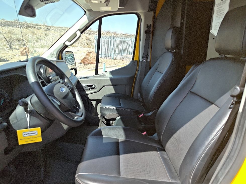 Cargo Van (Panel Van)-Light and Medium Duty Trucks-Ford-2023-Transit 250-El Paso-TX-40,556\n\t\tmiles-$ 41,500 - Image 18