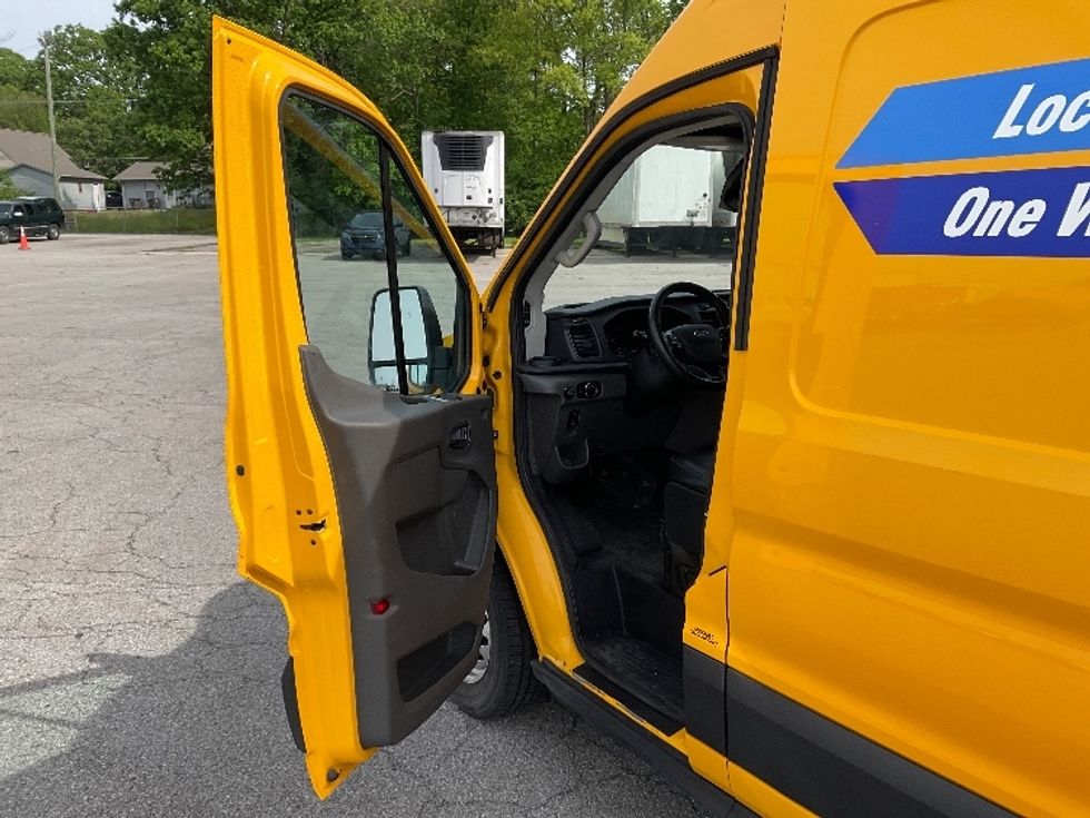 Cargo Van (Panel Van)-Light and Medium Duty Trucks-Ford-2023-Transit 250-Elkhart-IN-64,640\n\t\tmiles-$ 43,750 - Image 14