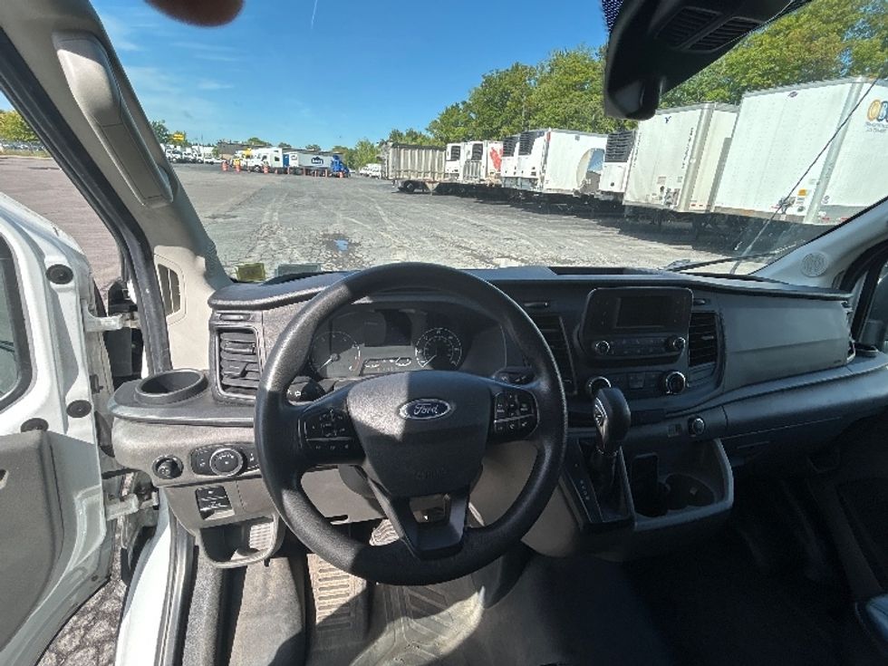 Cargo Van (Panel Van)-Light and Medium Duty Trucks-Ford-2023-Transit 250-Elmira-NY-139,166\n\t\tmiles-$ 37,000 - Image 15