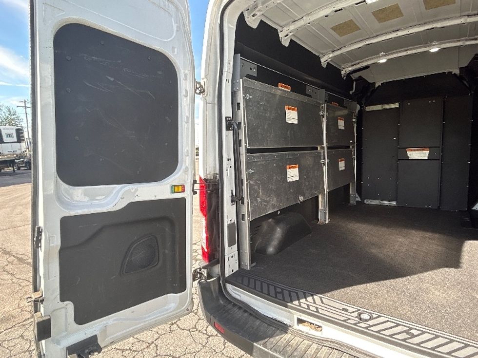 Cargo Van (Panel Van)-Light and Medium Duty Trucks-Ford-2023-Transit 250-Elmira-NY-139,166\n\t\tmiles-$ 37,000 - Image 9