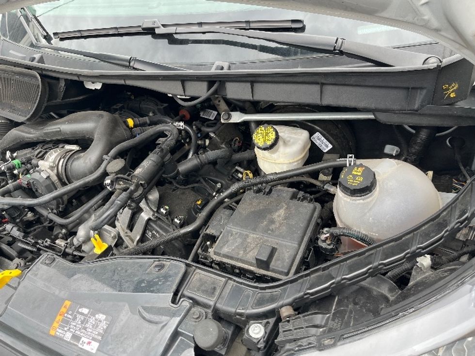 Cargo Van (Panel Van)-Light and Medium Duty Trucks-Ford-2023-Transit 250-Elmsford-NY-24,837\n\t\tmiles-$ 50,750 - Image 23