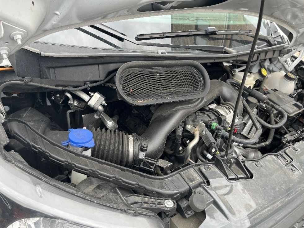 Cargo Van (Panel Van)-Light and Medium Duty Trucks-Ford-2023-Transit 250-Elmsford-NY-24,837\n\t\tmiles-$ 50,750 - Image 24