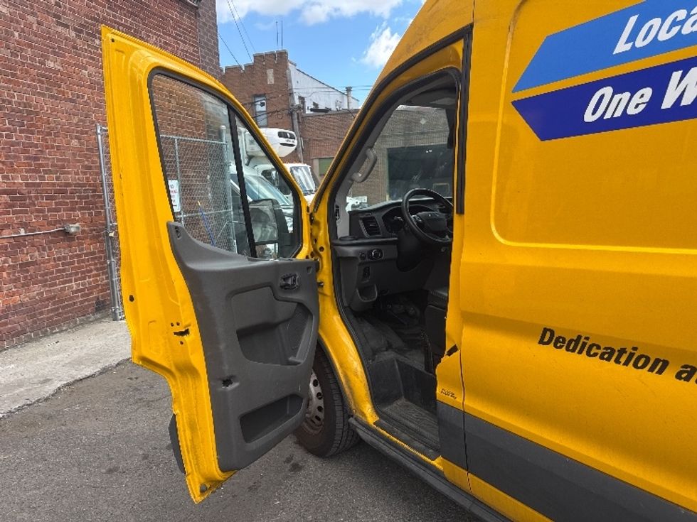Cargo Van (Panel Van)-Light and Medium Duty Trucks-Ford-2023-Transit 250-Elmsford-NY-67,909\n\t\tmiles-$ 43,500 - Image 15