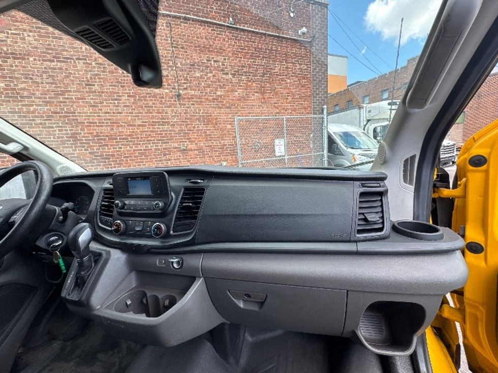 Cargo Van (Panel Van)-Light and Medium Duty Trucks-Ford-2023-Transit 250-Elmsford-NY-67,909\n\t\tmiles-$ 43,500 - Image 20