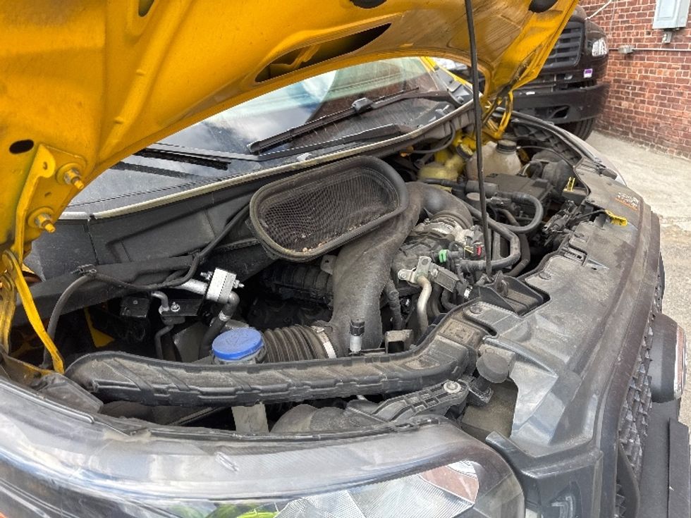 Cargo Van (Panel Van)-Light and Medium Duty Trucks-Ford-2023-Transit 250-Elmsford-NY-67,909\n\t\tmiles-$ 43,500 - Image 22