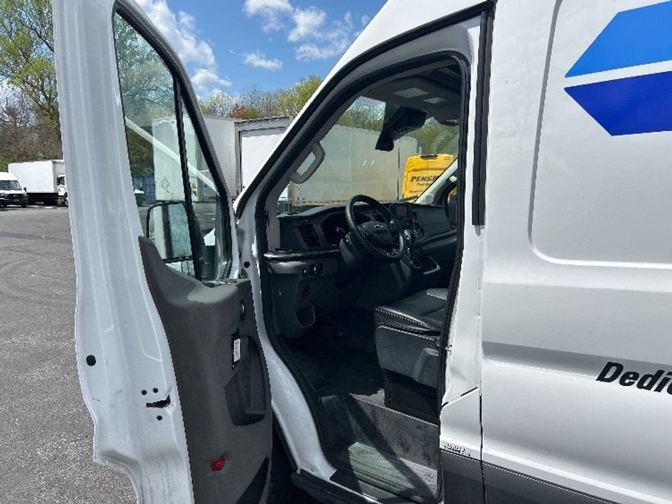 Cargo Van (Panel Van)-Light and Medium Duty Trucks-Ford-2023-Transit 250-Essex-MD-17,334\n\t\tmiles-$ 52,750 - Image 15