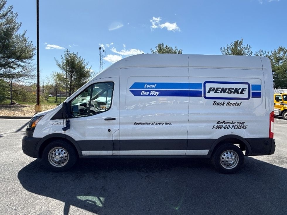Cargo Van (Panel Van)-Light and Medium Duty Trucks-Ford-2023-Transit 250-Essex-MD-25,602\n\t\tmiles-$ 52,250 - Image 4
