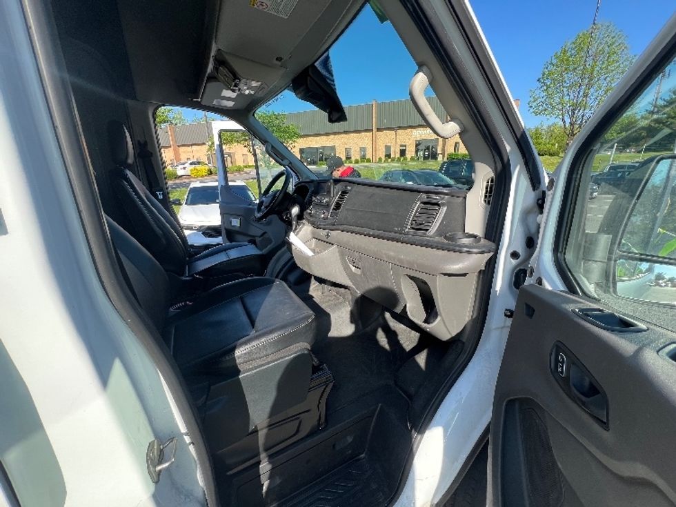 Cargo Van (Panel Van)-Light and Medium Duty Trucks-Ford-2023-Transit 250-Essex-MD-29,589\n\t\tmiles-$ 52,000 - Image 16