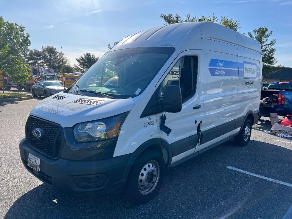 Cargo Van (Panel Van)-Light and Medium Duty Trucks-Ford-2023-Transit 250-Essex-MD-29,589\n\t\tmiles-$ 52,000 - Image 3