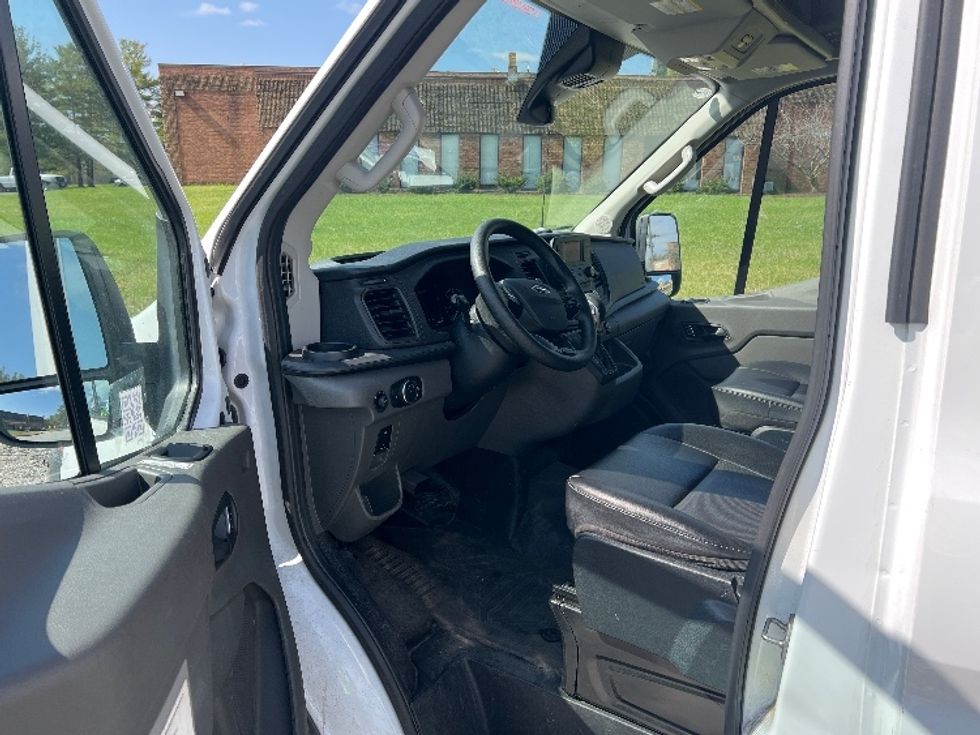2023 Ford Transit photo 13