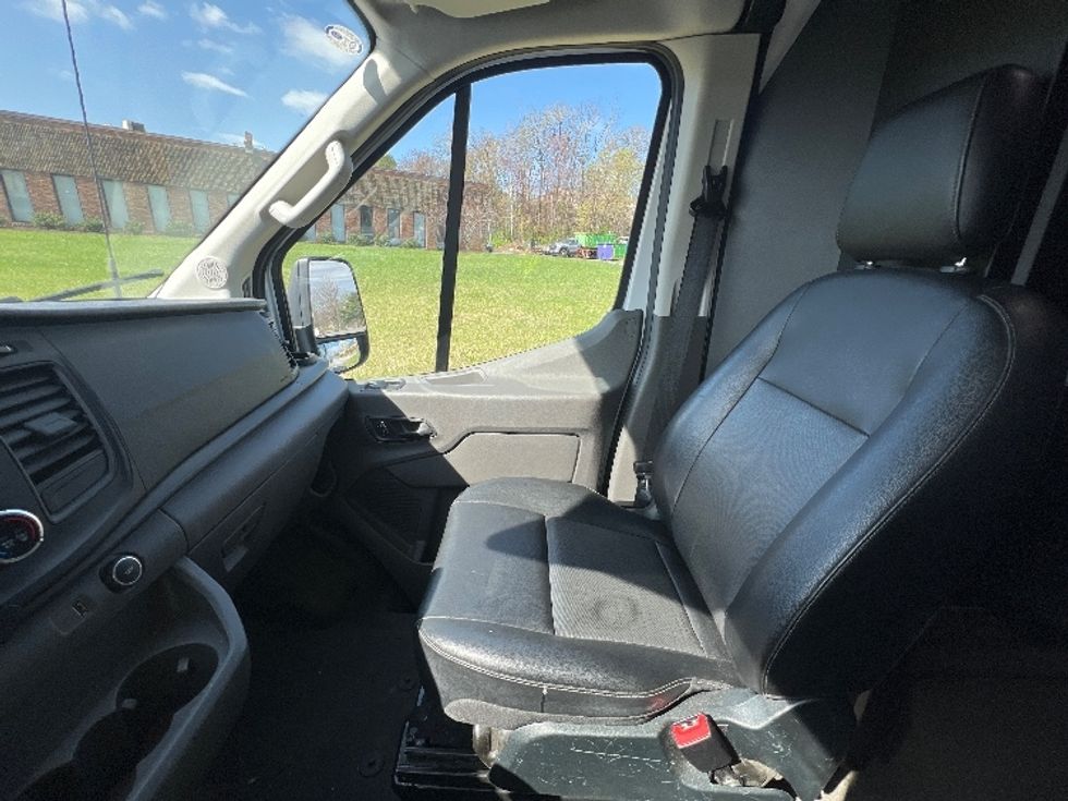 2023 Ford Transit photo 16