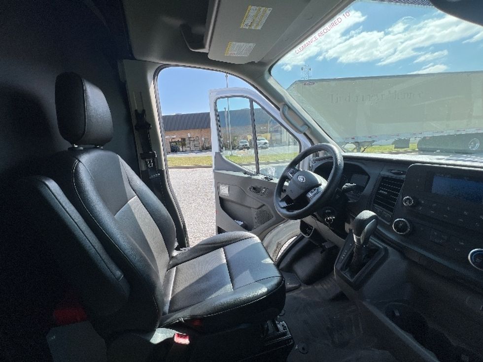 2023 Ford Transit photo 19