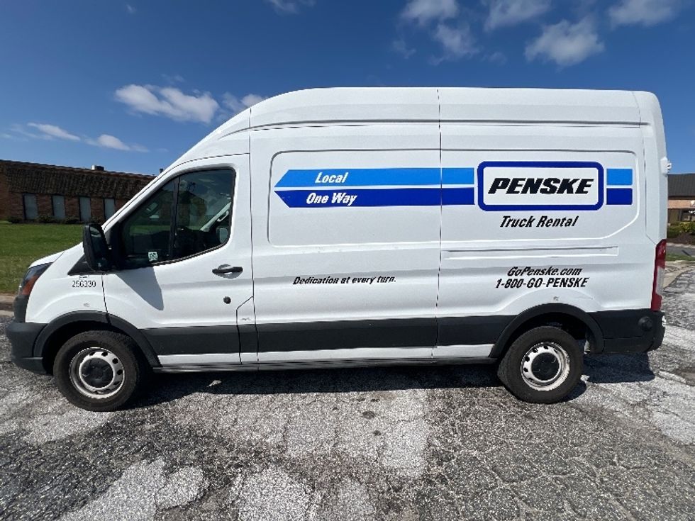 2023 Ford Transit photo 4