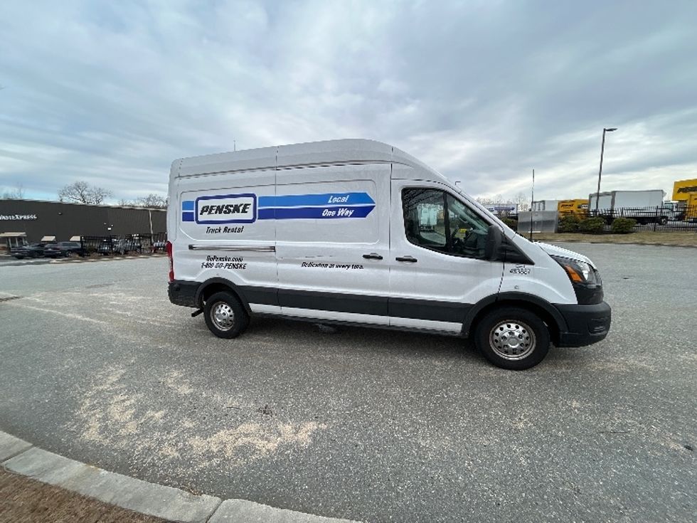 Cargo Van (Panel Van)-Light and Medium Duty Trucks-Ford-2023-Transit 250-Fitchburg-MA-47,423\n\t\tmiles-$ 48,250 - Image 15