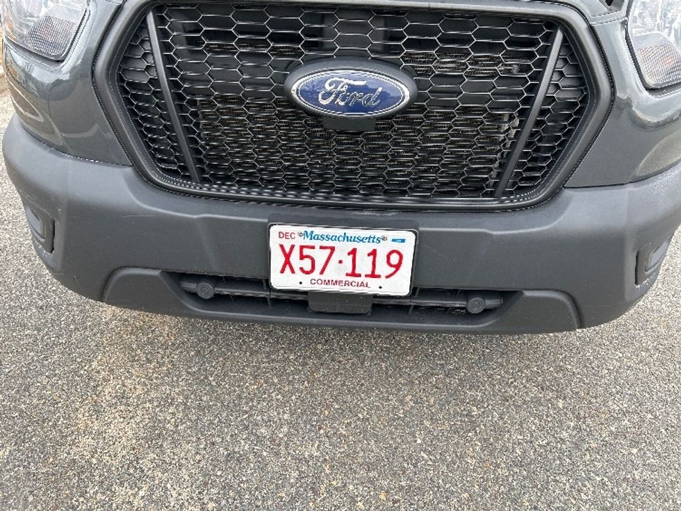 Cargo Van (Panel Van)-Light and Medium Duty Trucks-Ford-2023-Transit 250-Fitchburg-MA-47,423\n\t\tmiles-$ 48,250 - Image 26