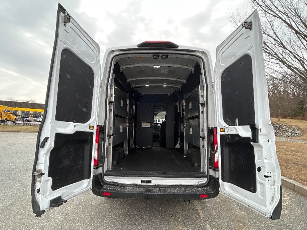 Cargo Van (Panel Van)-Light and Medium Duty Trucks-Ford-2023-Transit 250-Fitchburg-MA-47,423\n\t\tmiles-$ 48,250 - Image 9