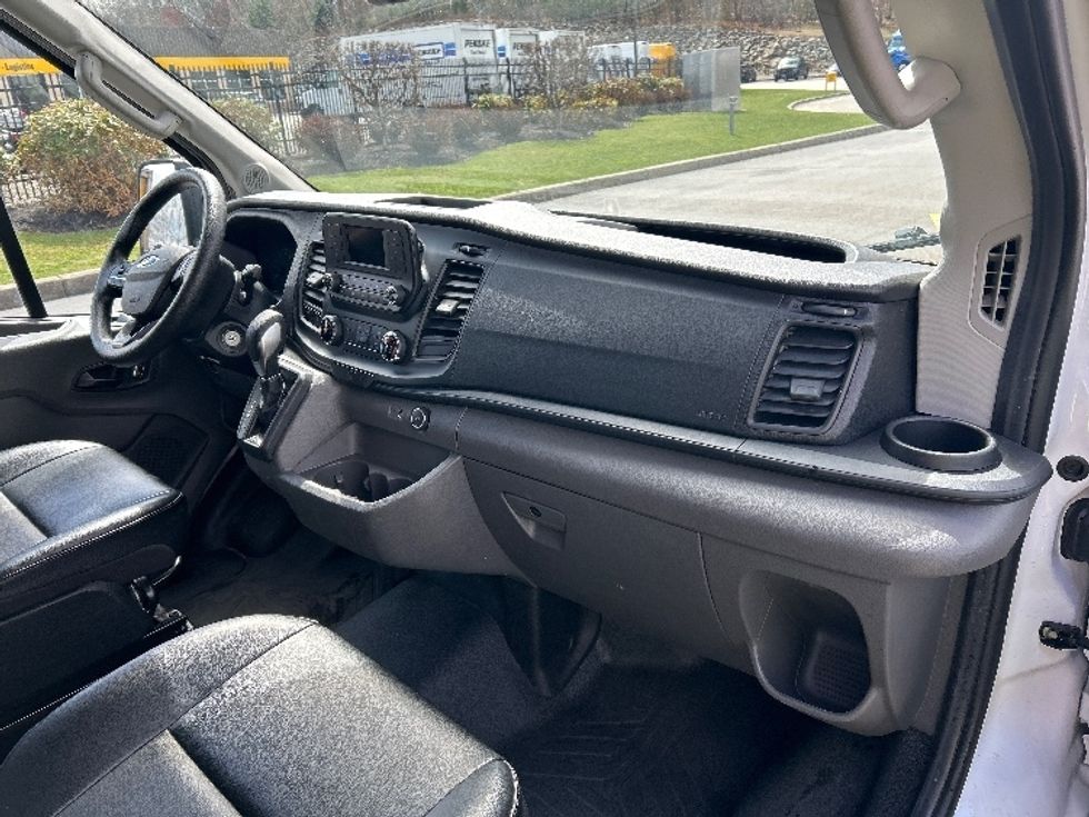 Cargo Van (Panel Van)-Light and Medium Duty Trucks-Ford-2023-Transit 250-Fitchburg-MA-49,400\n\t\tmiles-$ 48,500 - Image 19
