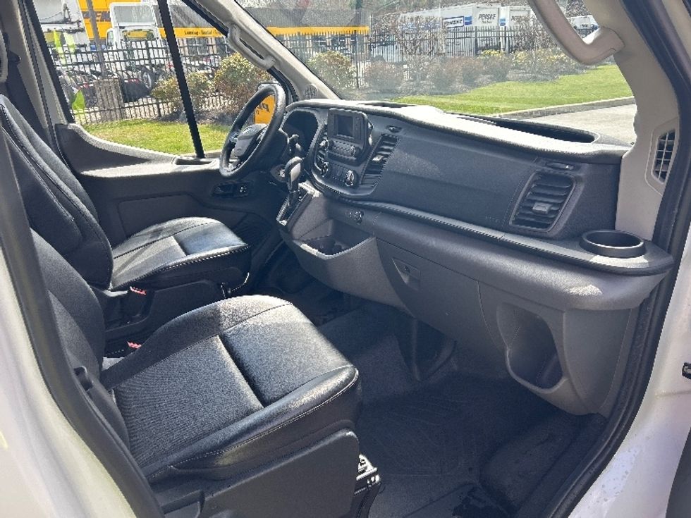 Cargo Van (Panel Van)-Light and Medium Duty Trucks-Ford-2023-Transit 250-Fitchburg-MA-49,400\n\t\tmiles-$ 48,500 - Image 20
