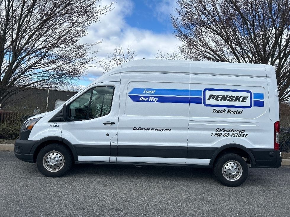 Cargo Van (Panel Van)-Light and Medium Duty Trucks-Ford-2023-Transit 250-Fitchburg-MA-49,400\n\t\tmiles-$ 48,500 - Image 4