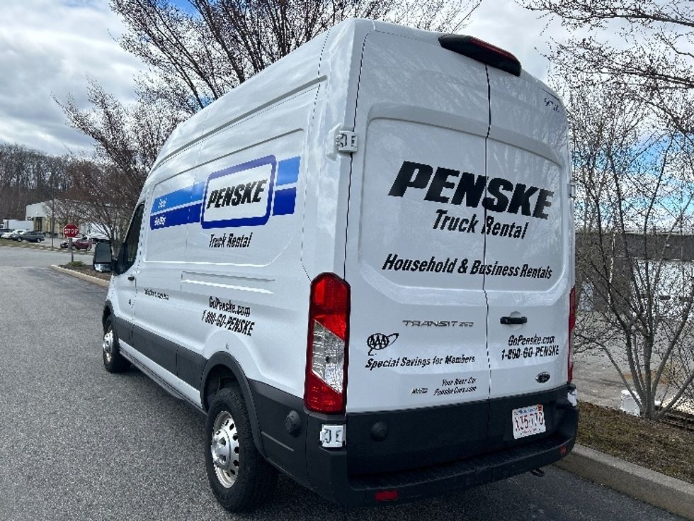 Cargo Van (Panel Van)-Light and Medium Duty Trucks-Ford-2023-Transit 250-Fitchburg-MA-49,400\n\t\tmiles-$ 48,500 - Image 5