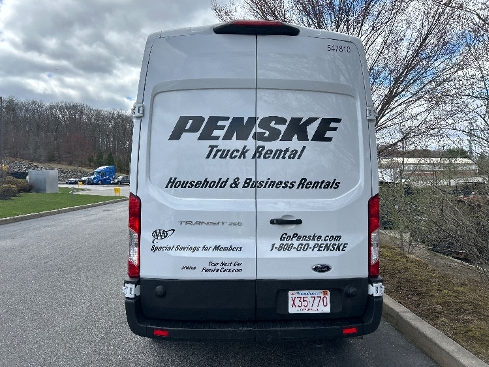 Cargo Van (Panel Van)-Light and Medium Duty Trucks-Ford-2023-Transit 250-Fitchburg-MA-49,400\n\t\tmiles-$ 48,500 - Image 6