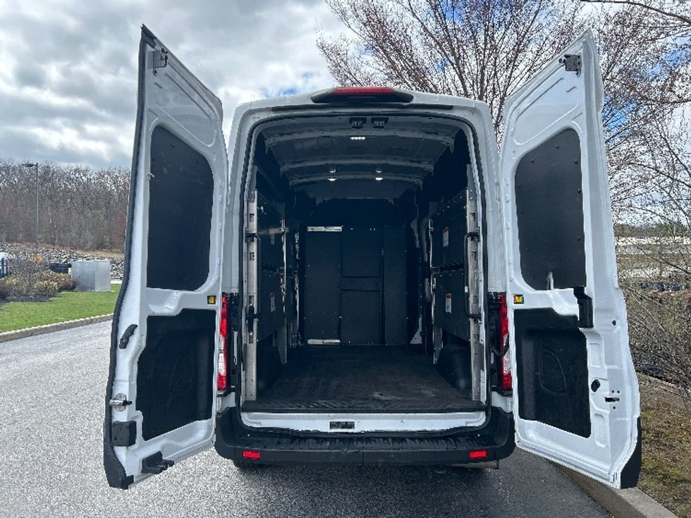 Cargo Van (Panel Van)-Light and Medium Duty Trucks-Ford-2023-Transit 250-Fitchburg-MA-49,400\n\t\tmiles-$ 48,500 - Image 7