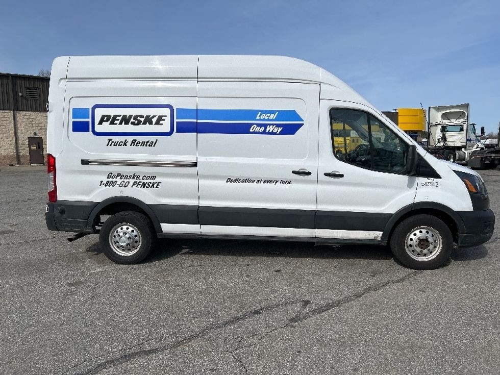 Cargo Van (Panel Van)-Light and Medium Duty Trucks-Ford-2023-Transit 250-Fitchburg-MA-65,140\n\t\tmiles-$ 46,500 - Image 12