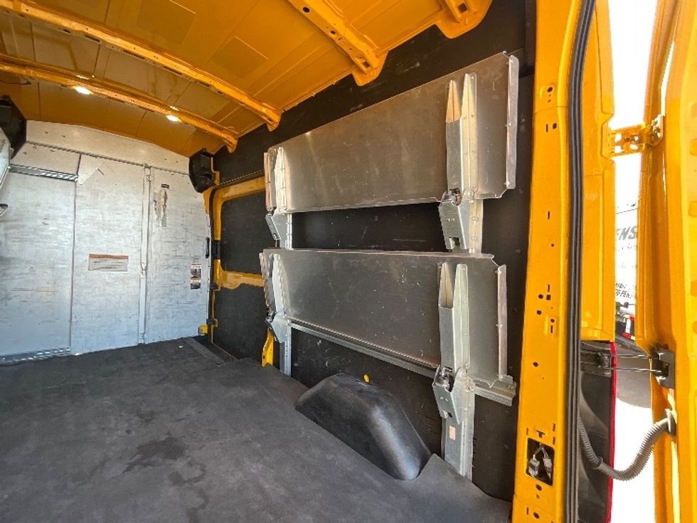 Cargo Van (Panel Van)-Light and Medium Duty Trucks-Ford-2023-Transit 250-Fontana-CA-25,804\n\t\tmiles-$ 47,500 - Image 12