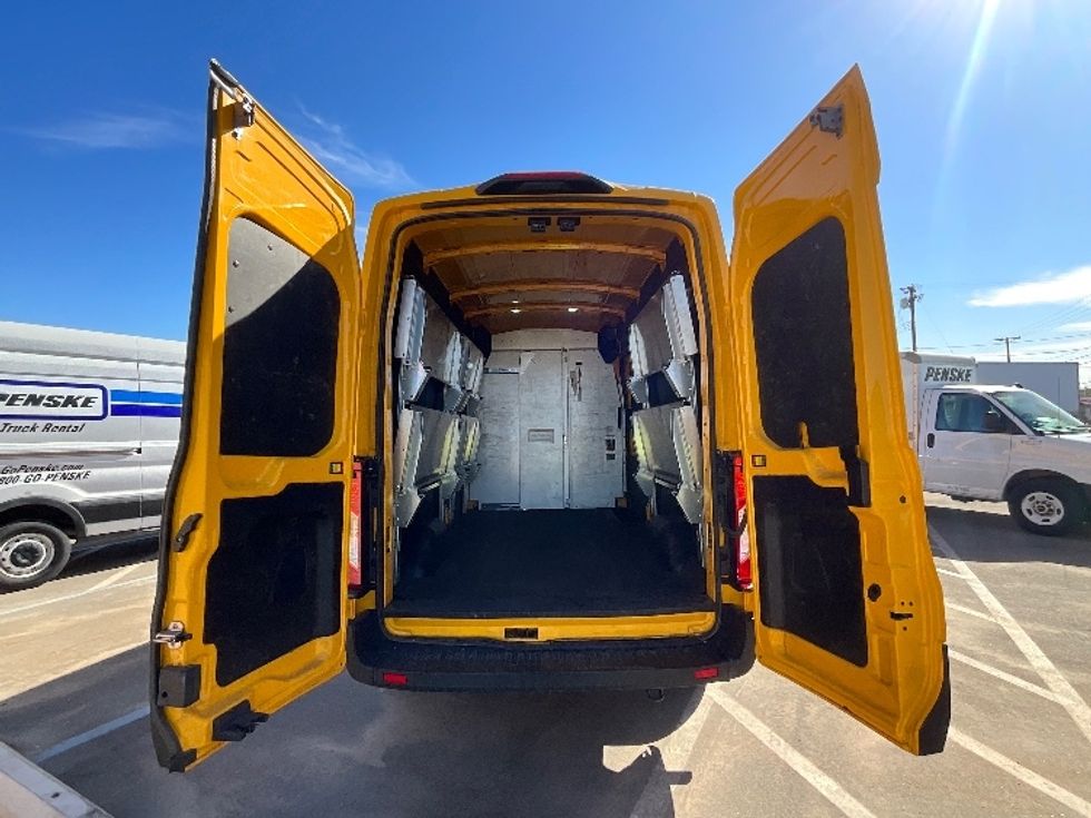 Cargo Van (Panel Van)-Light and Medium Duty Trucks-Ford-2023-Transit 250-Fontana-CA-25,804\n\t\tmiles-$ 47,500 - Image 8