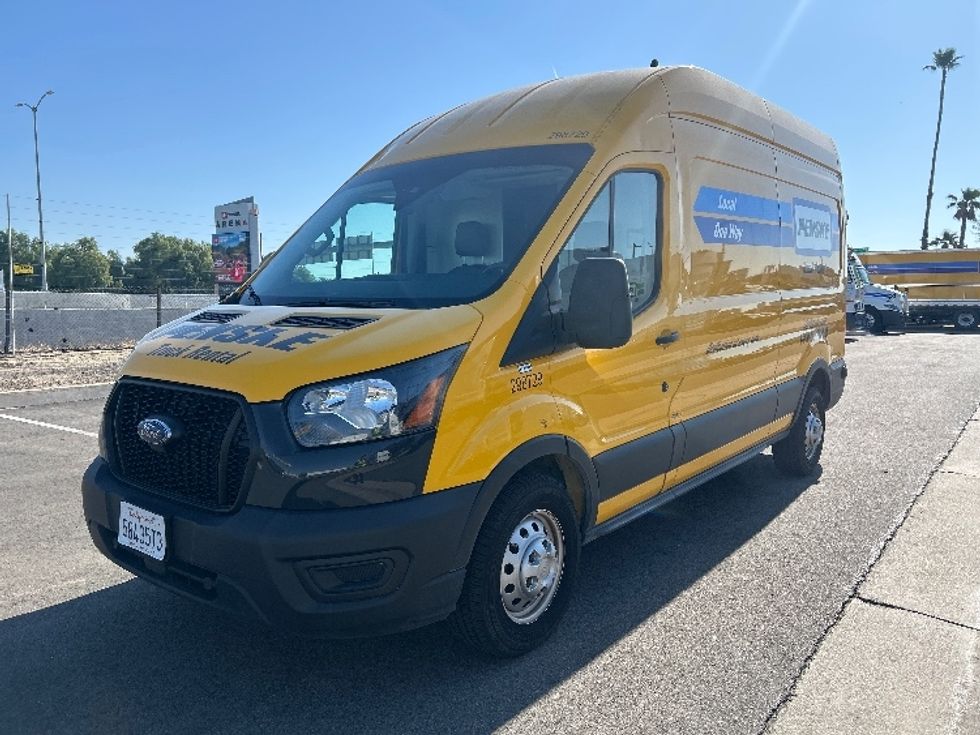 Cargo Van (Panel Van)-Light and Medium Duty Trucks-Ford-2023-Transit 250-Fontana-CA-67,751\n\t\tmiles-$ 44,000 - Image 3